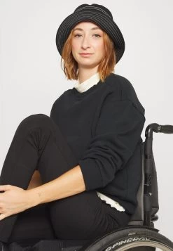 Anna Field Trousers - Black -Anna Field Shop 22ac000d5e514ea2a7d8e5a09ed5a6b7