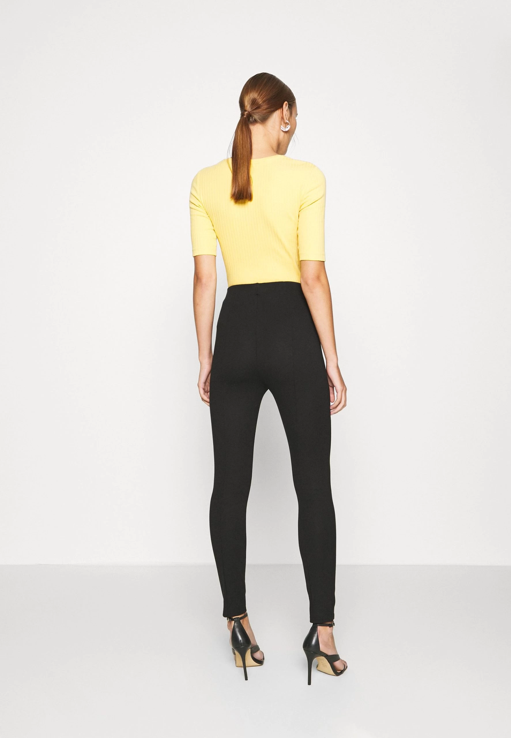Anna Field Punto Leggings With Button Detail - Leggings - Trousers - Black 5 Anna Field Punto Leggings With Button Detail - Leggings - Trousers - Black - Image 3