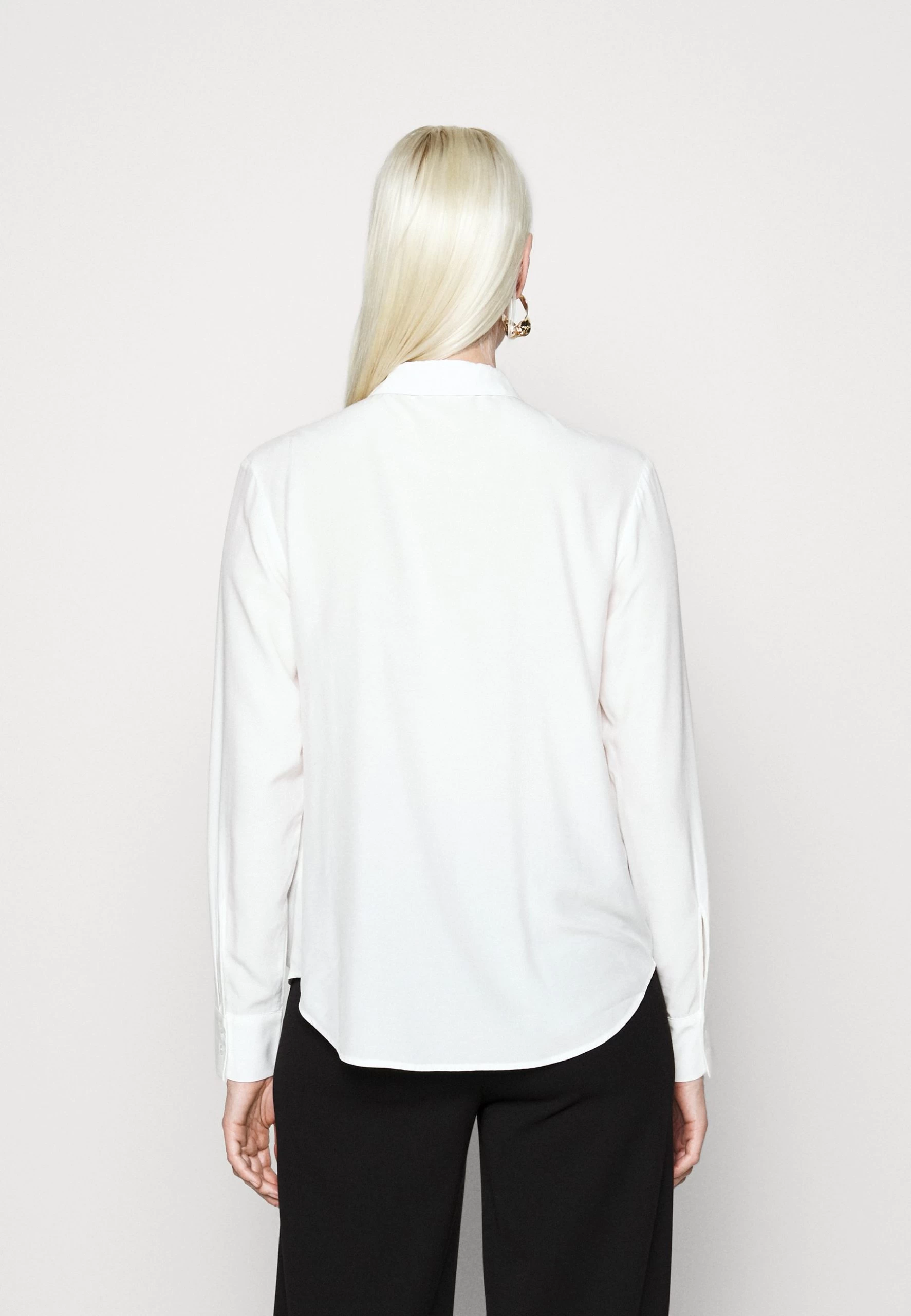 Blouse -White 5 Blouse -White - Image 3