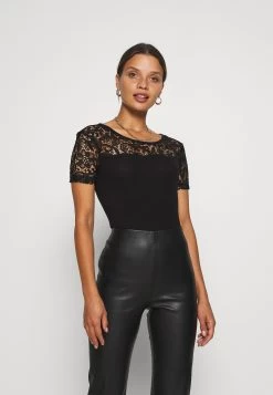 Basic T-Shirt - Basic T-Shirt