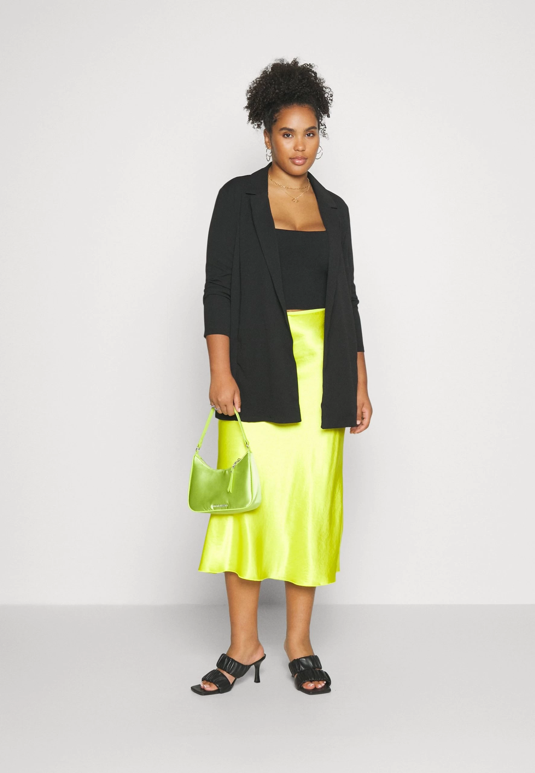 Short Coat - Black 4 Short Coat - Black - Image 2