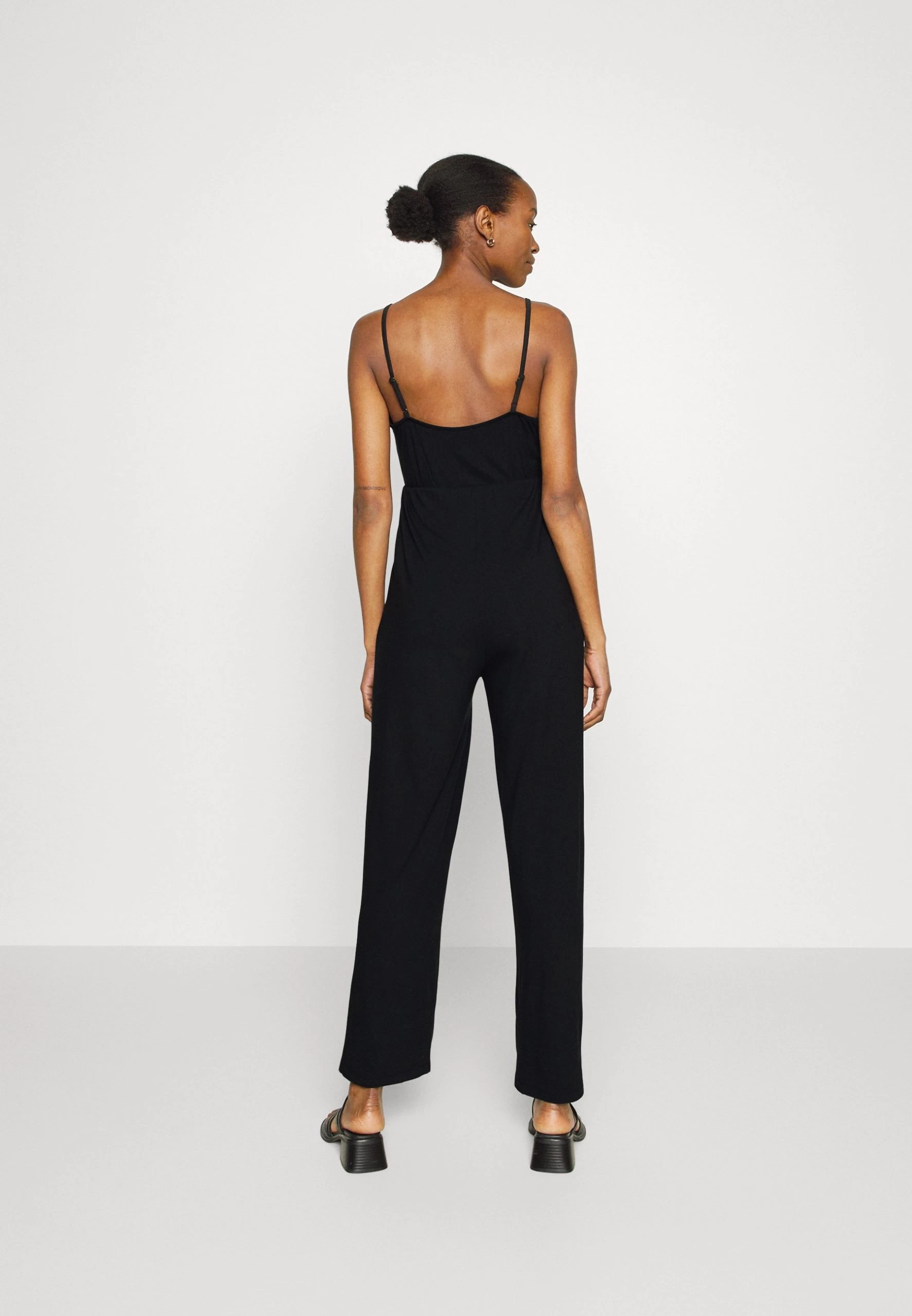 Strappy Drappy Cintered- Jumpsuit - Black 5 Strappy Drappy Cintered- Jumpsuit - Black - Image 3
