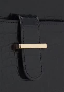 Anna Field Across Body Bag - Black -Anna Field Shop a707634694f84a2babe5f5418b94b9bc