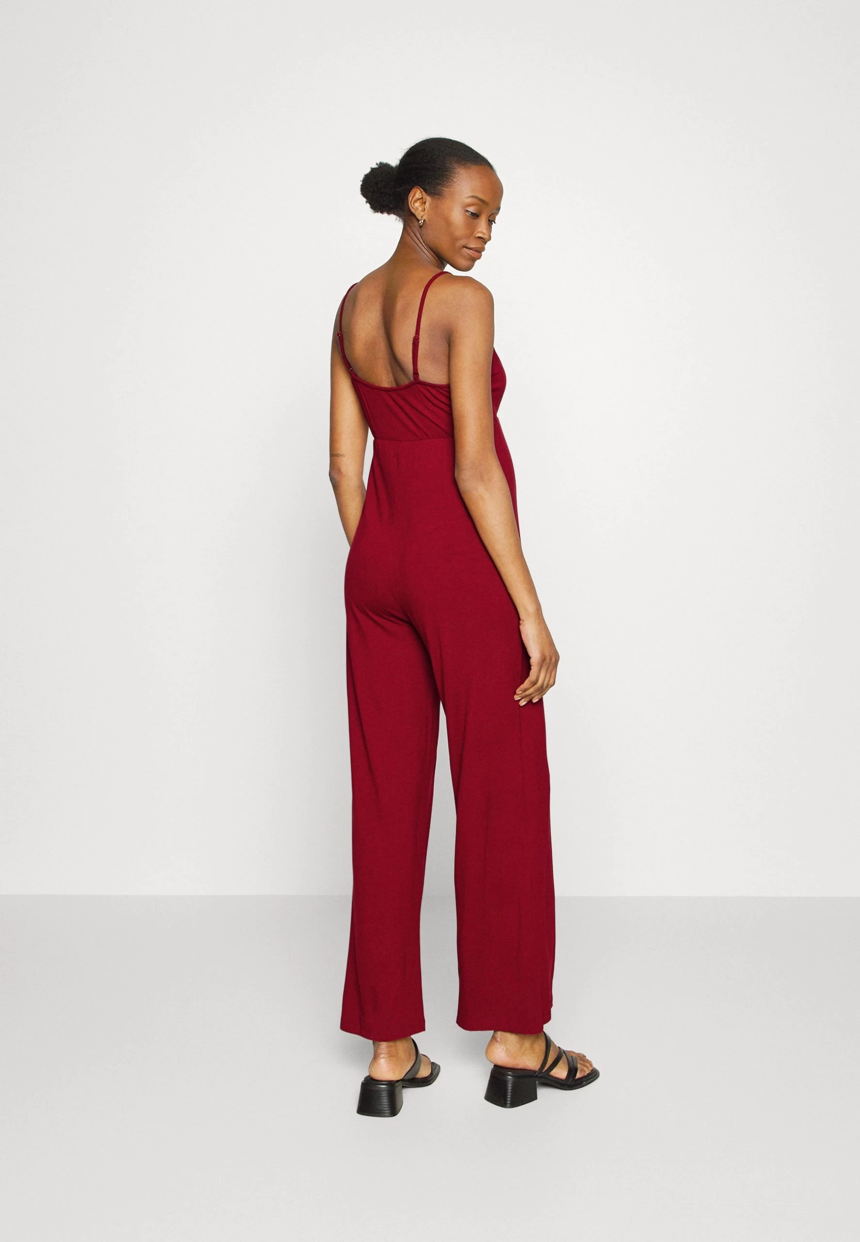 Strappy Drappy Cintered- Jumpsuit - Dark Red 5 Strappy Drappy Cintered- Jumpsuit - Dark Red - Image 3