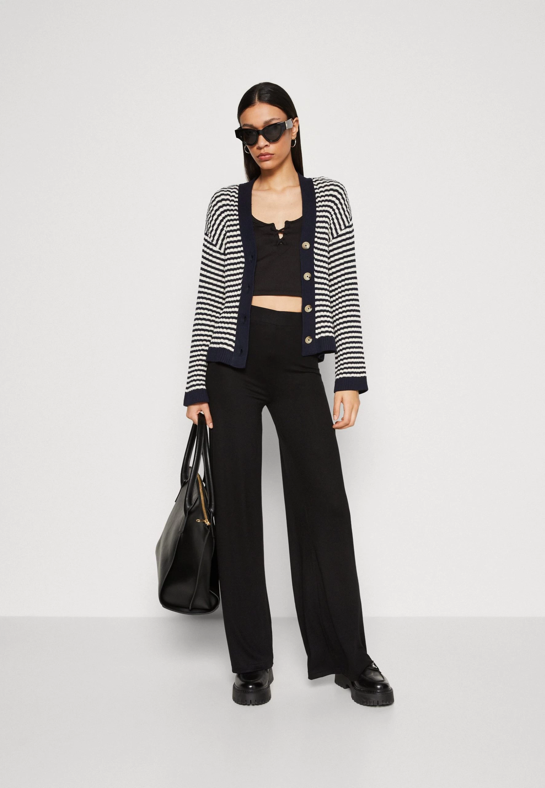 Anna Field Trousers - Black 4 Anna Field Trousers - Black - Image 2