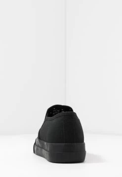 Anna Field Slip-Ons - Black -Anna Field Shop fe921a40da6846e487c66560e55dcddf
